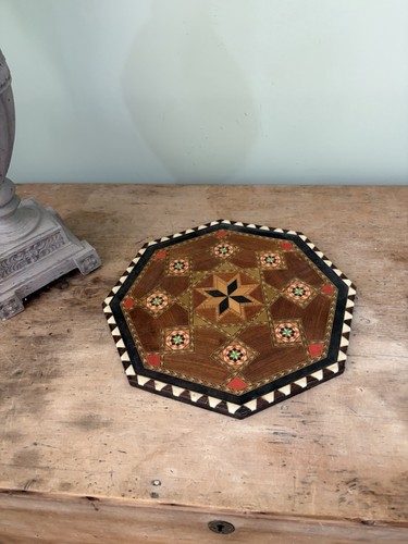 Hexagonal inlay wooden - , spanish