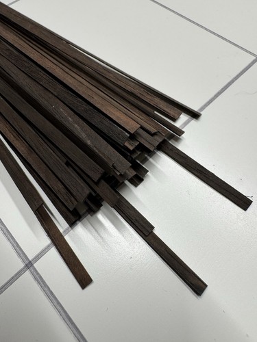 Long 3mm wide - long, ebony