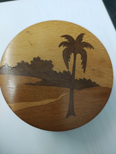 Vintage wooden round marquetry - round,