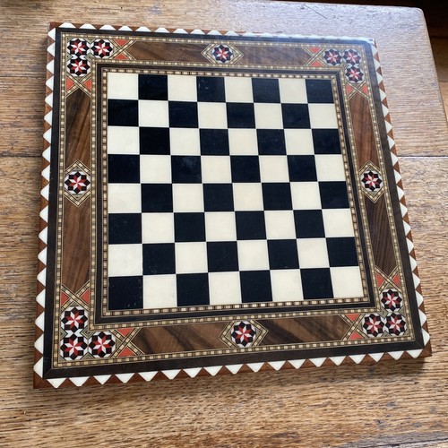 Lovely wooden chessboard - lovely,